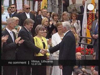 Parade militaire à Vilnius en Lithuanie