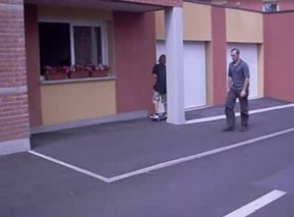 descente en skate puis tricks