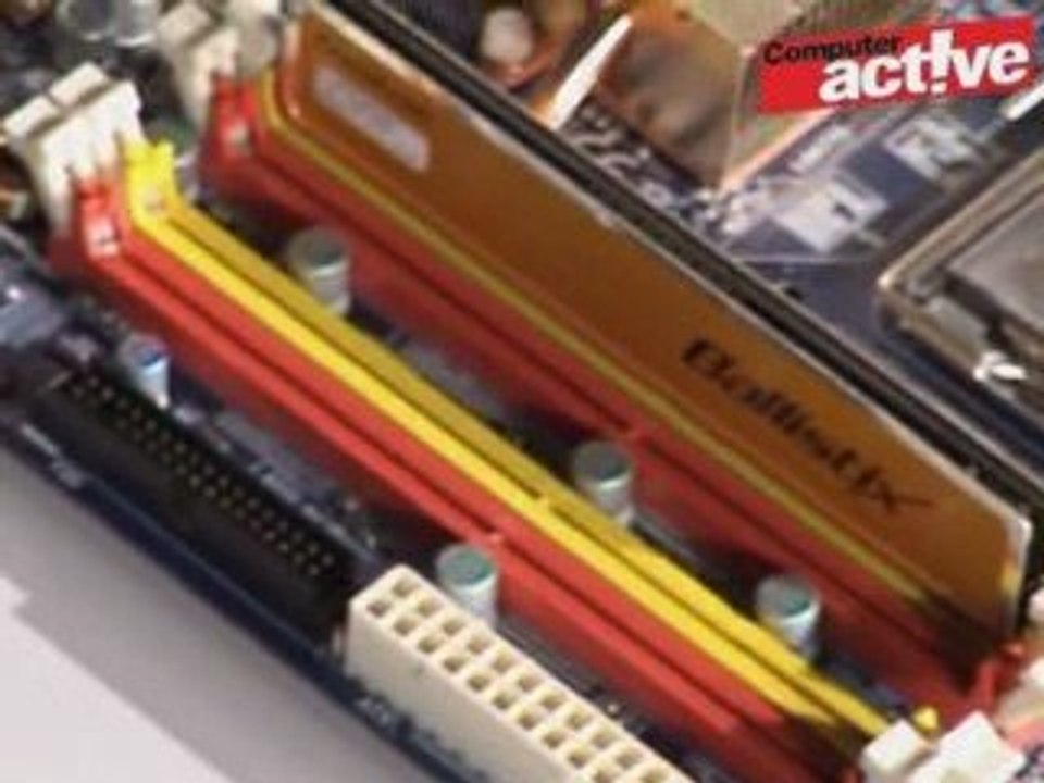 Install a Blu-ray drive in a desktop computer