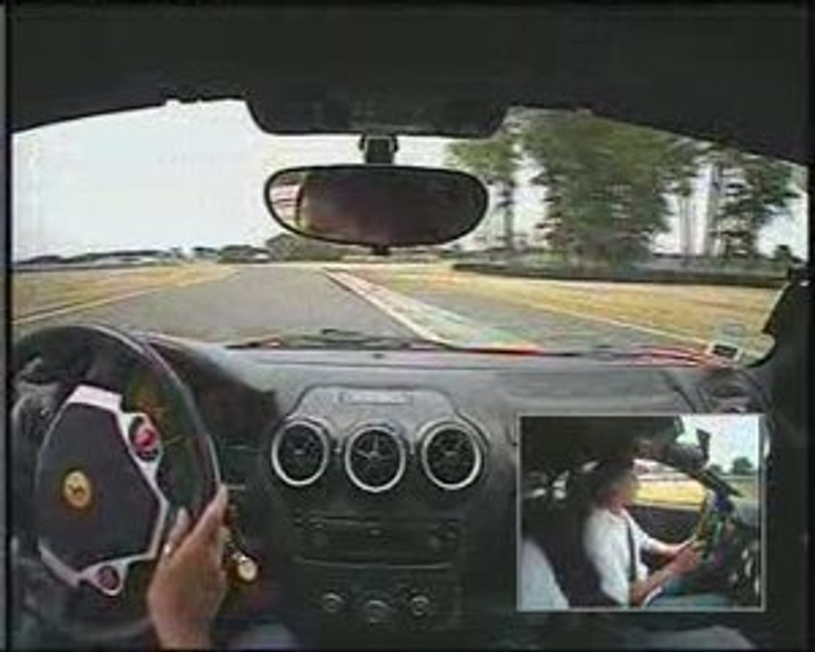 Femme au volant ....
