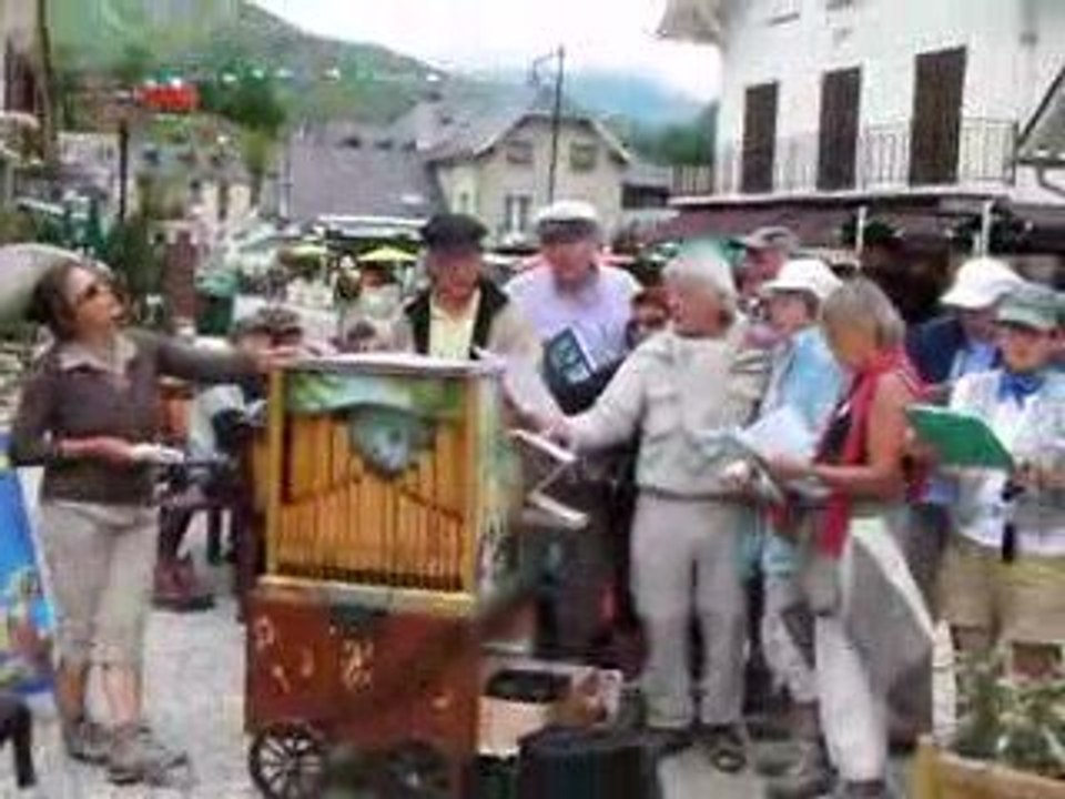 ORGUE barbarie Gavarnie 2009 chanson gedre