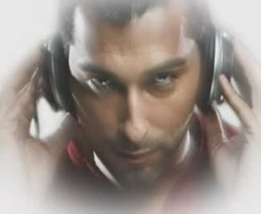 Johnny Cash vs Laurent Wolf - Walk the Line