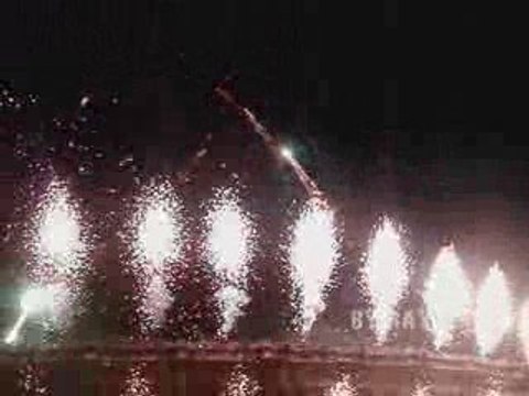 Feux d'artifices de Nimes [13/07/09] rayser Partie 5