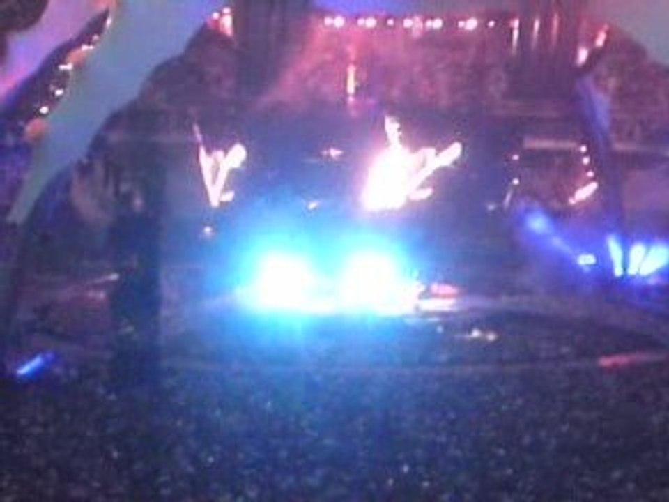 U2