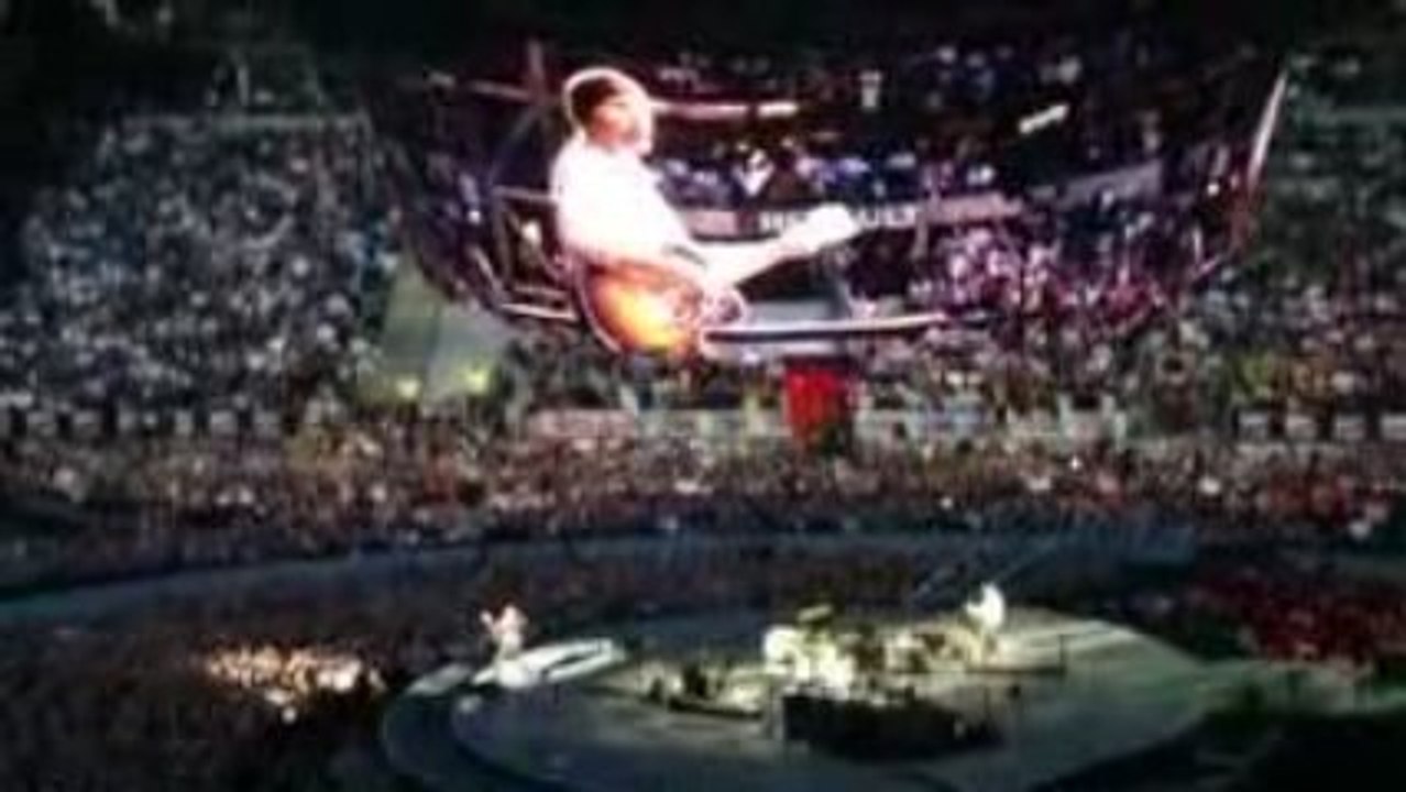 U2 360° Tour Desire-Billie Jean-Don't stop  Mickael Jackson