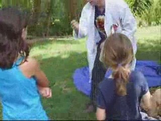 from $55/hr VANCOUVER GREEN ENTERTAINER MAGICIAN CLOWN PKGE.