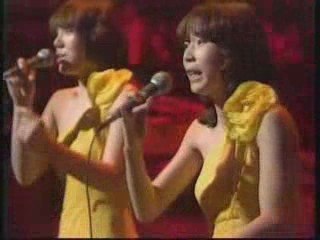 ペッパー警部　　ピンク・レディー