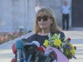 Alperenler, İdil Biret'ten Özür Diledi