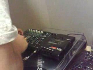 Oso El Roto Live Performance at !MONDO TRASHO MIX! 🎶