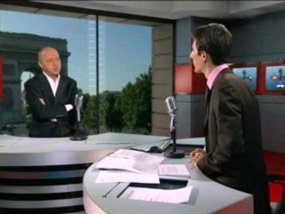 Laurent Fabius soutient Aubry face à Manuel Valls (2)