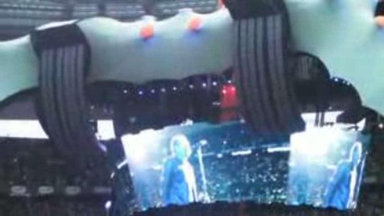 U2 PARIS 11.07.09 I Still Haven't Found What I'm Looking..