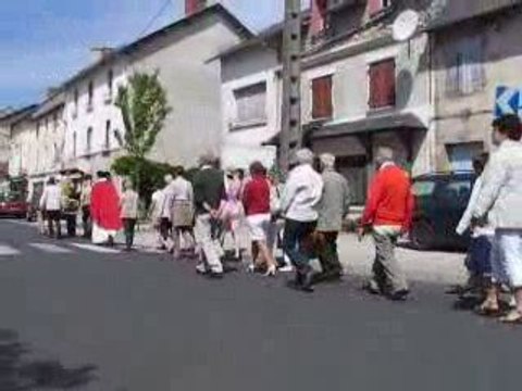 Animation délirante à Bourg Lastic