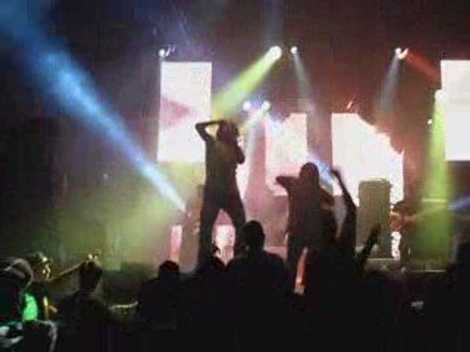 Ward21 - Blood Stain (live @ Splash 09)