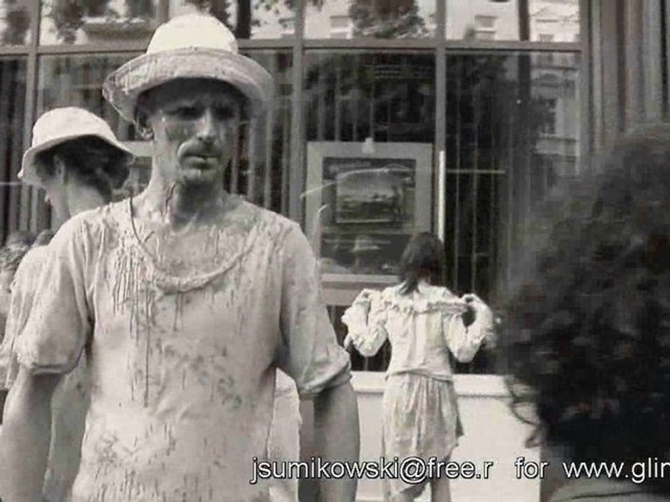 Glinoludy Berlin 2009 fragment of  Jan Sumikowski film