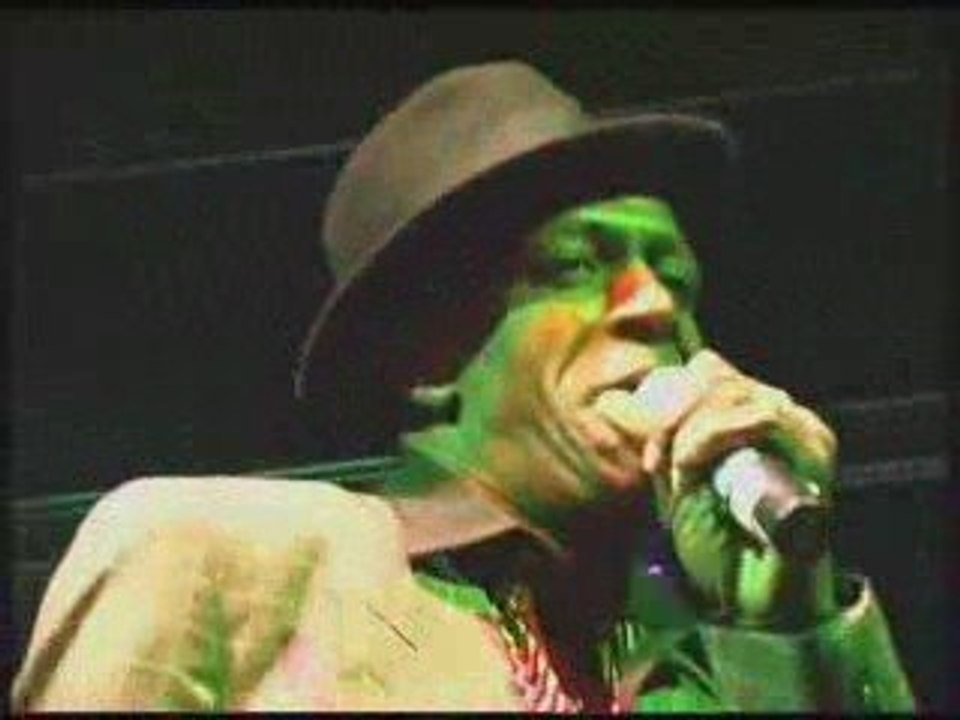 Gregory Isaacs [live]