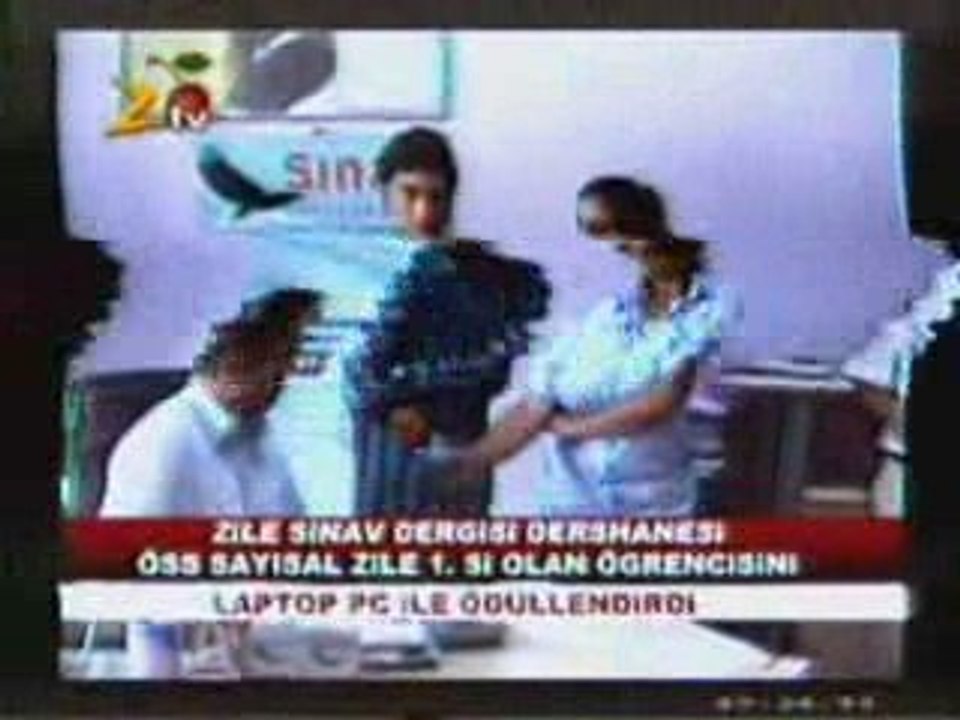 SINAV DERSANESİ ÖSS BİRİNCİSİNE LAPTOP PC HEDİYE ETTİ