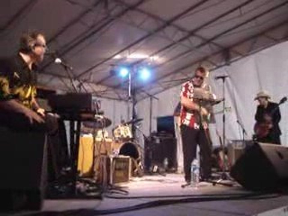 04 - Flyin' Saucers - Gujan Mestras - 09 07 2009