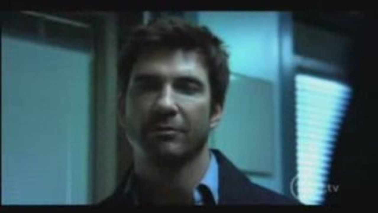 DARK BLUE – Premiere Sneak