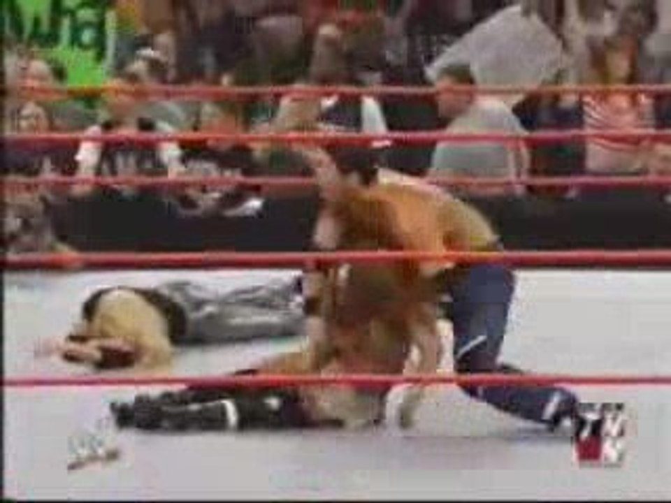 Trish Stratus vs Jazz - No DQ - Womens Title