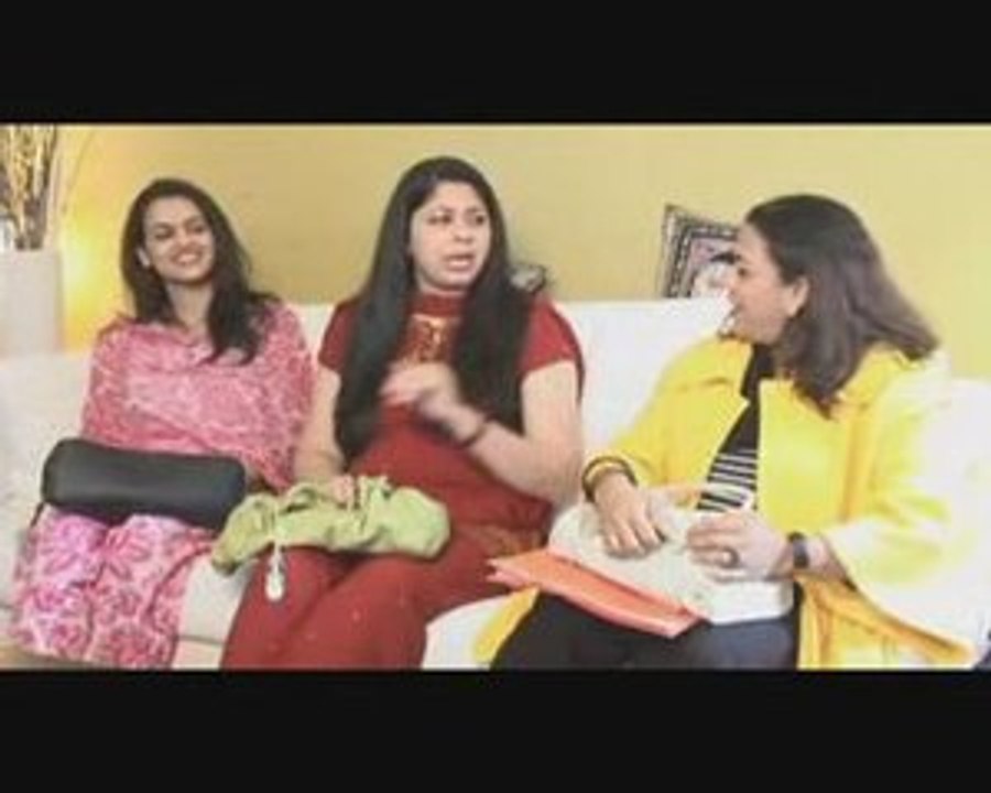 Episode 50 - Part B - Akkara Kazhchakal www.Mallupalace.com