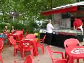 camping digoin girafe et snack