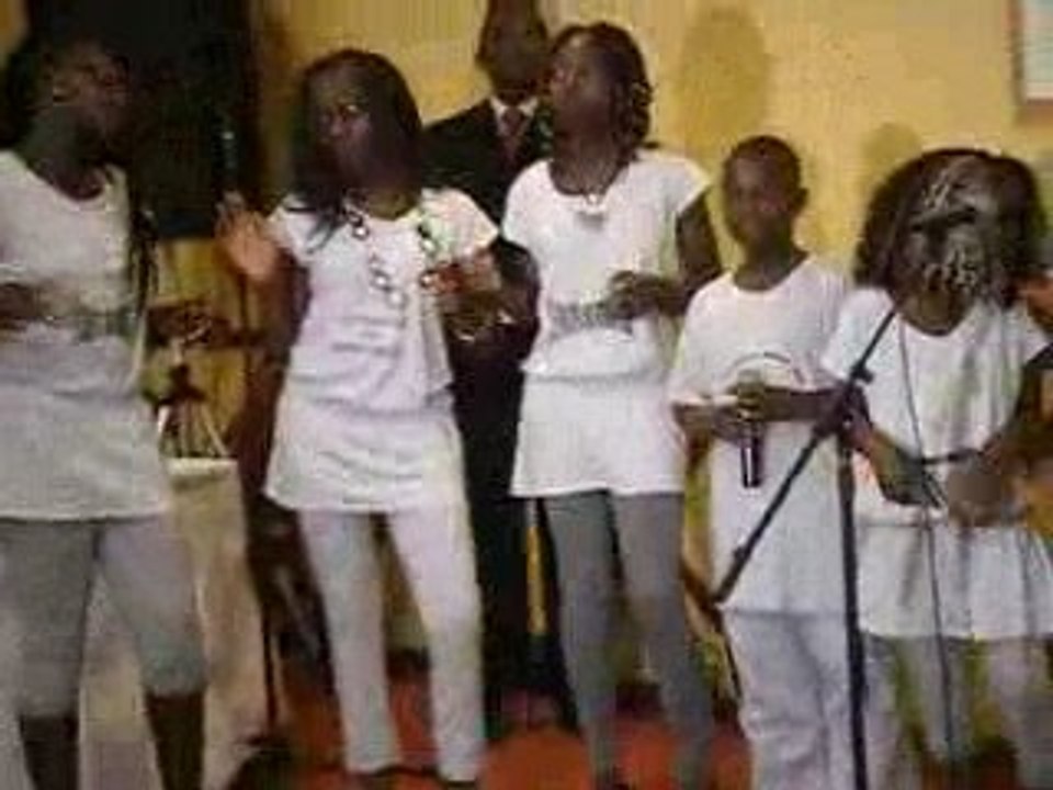 LESANGESDUMINISTERES -A ZALiTE,MULAMUI PE,NAK0BIA,ANiiMATION