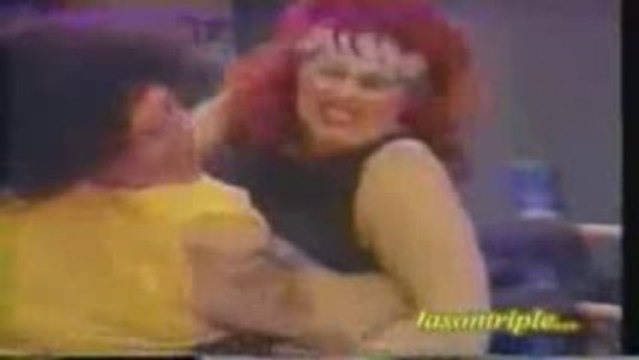 Sumo Match- Mount Fiji vs Matilda The Hun (GLOW Wrestling)