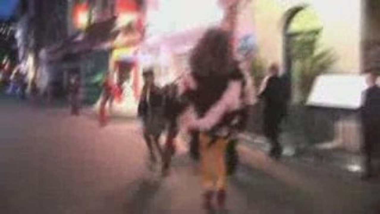 The Jonny Woo Wound Wild Goose Chase