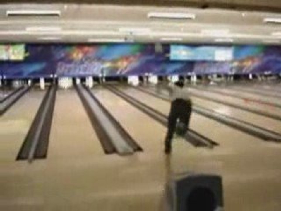 Regis Au Bowling