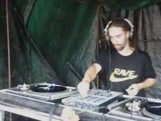 Teuf BZH . Korrils . Ziks idées sauvages