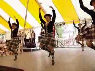 Les  DANCEURS McCULLOCH Écosse