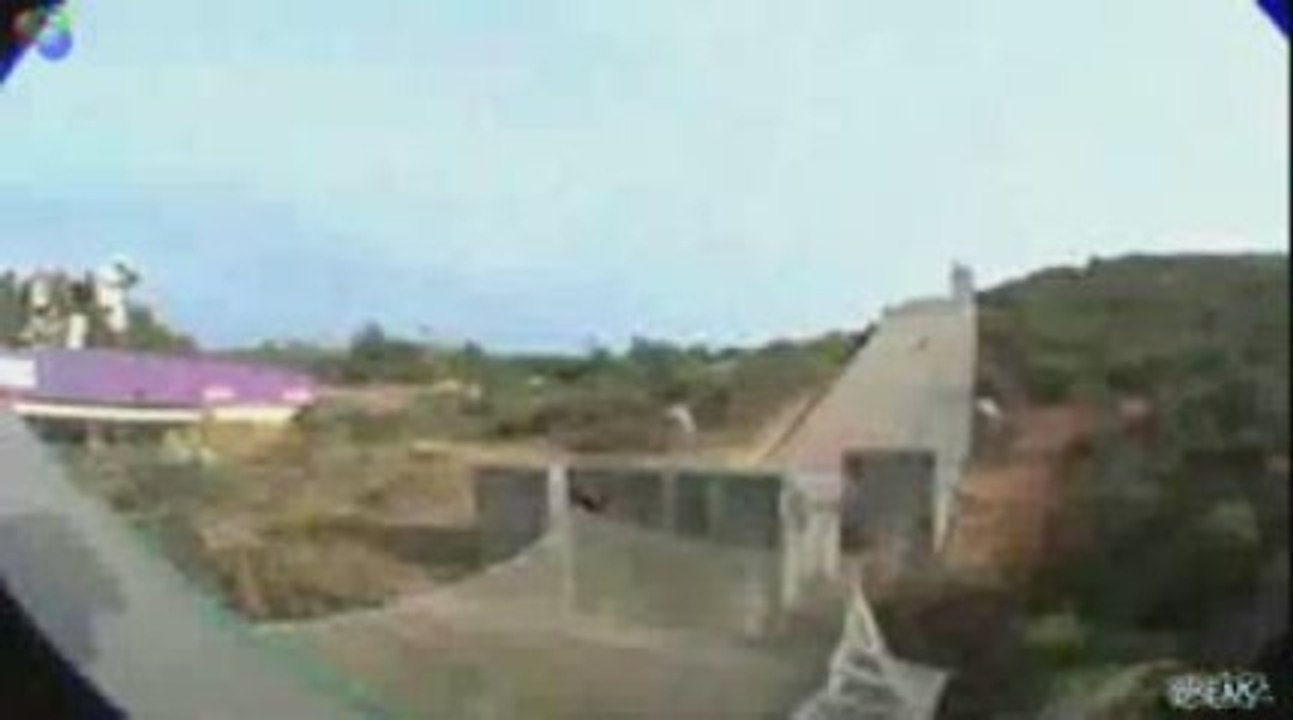 Travis Pastrana en tricycle