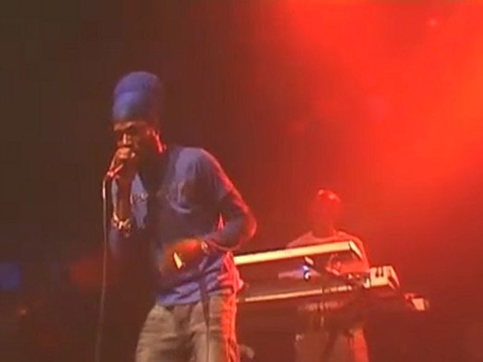 Jah Mason backed by Dub Akom - No Matter the Time