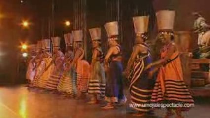 ''Returning to the past'' extrait du spectacle musical UMOJA