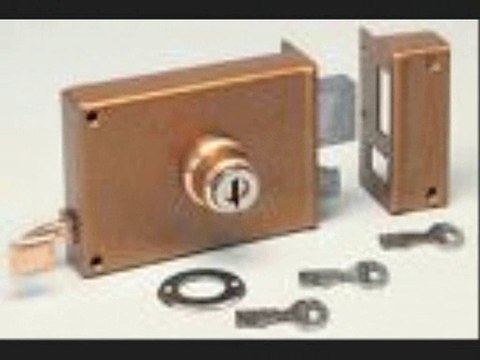 serrurier en 30 minutes chez vous tel 01 77 38 12 12