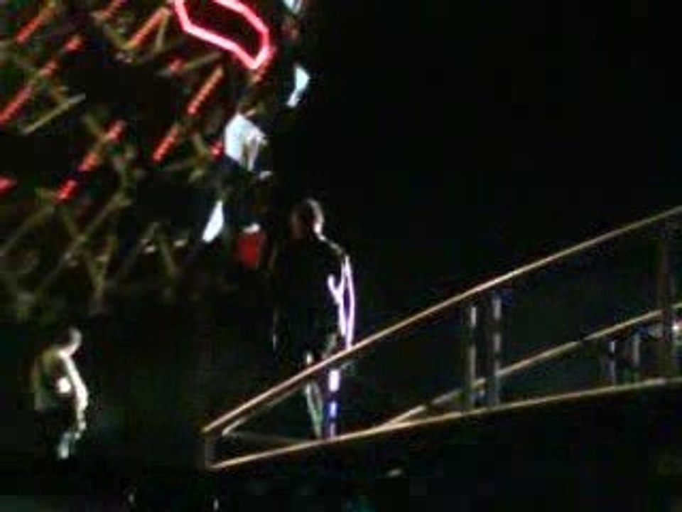 Concert U2 - Nice juillet 2009 - gros plan sur Bono