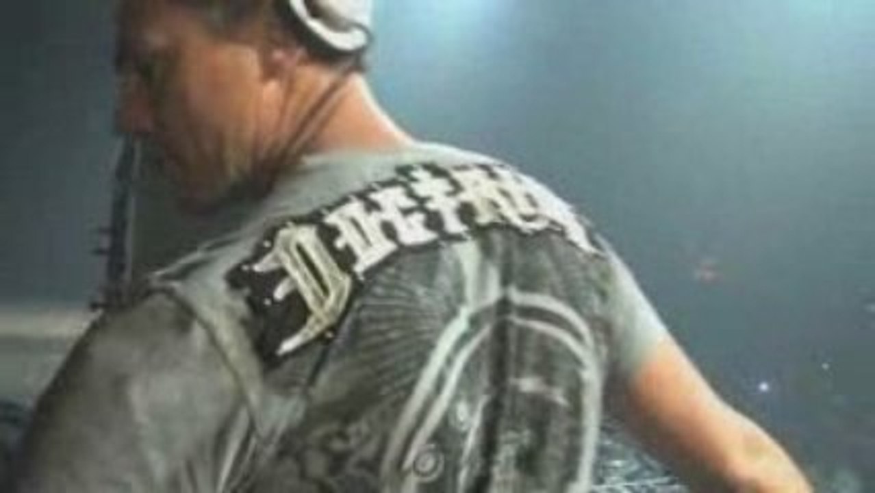 Tiesto - In The Booth World Tour