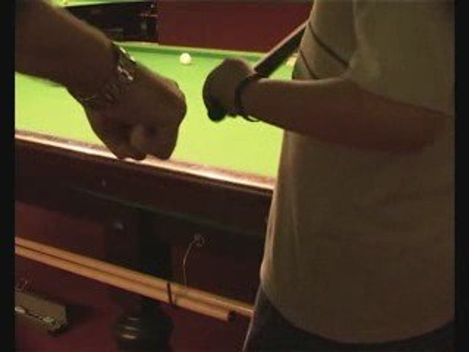 Snooker Coaching Nic Barrow with The Snooker Forum Grip 4