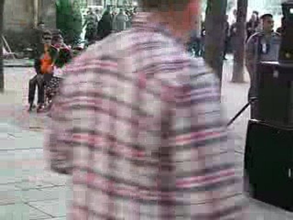 un vieux super danseur