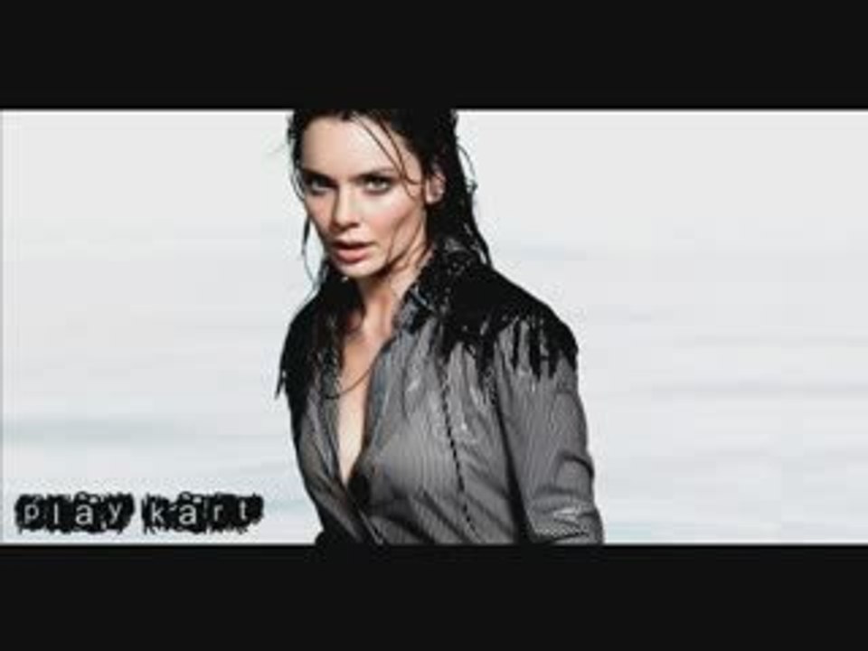 Nil Karaibrahimgil - Play (2009) Yapı Kredi Reklam Müziği