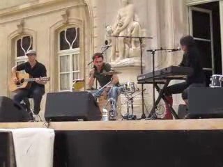 INA-ICH en concert (Au revoir version acoustique)