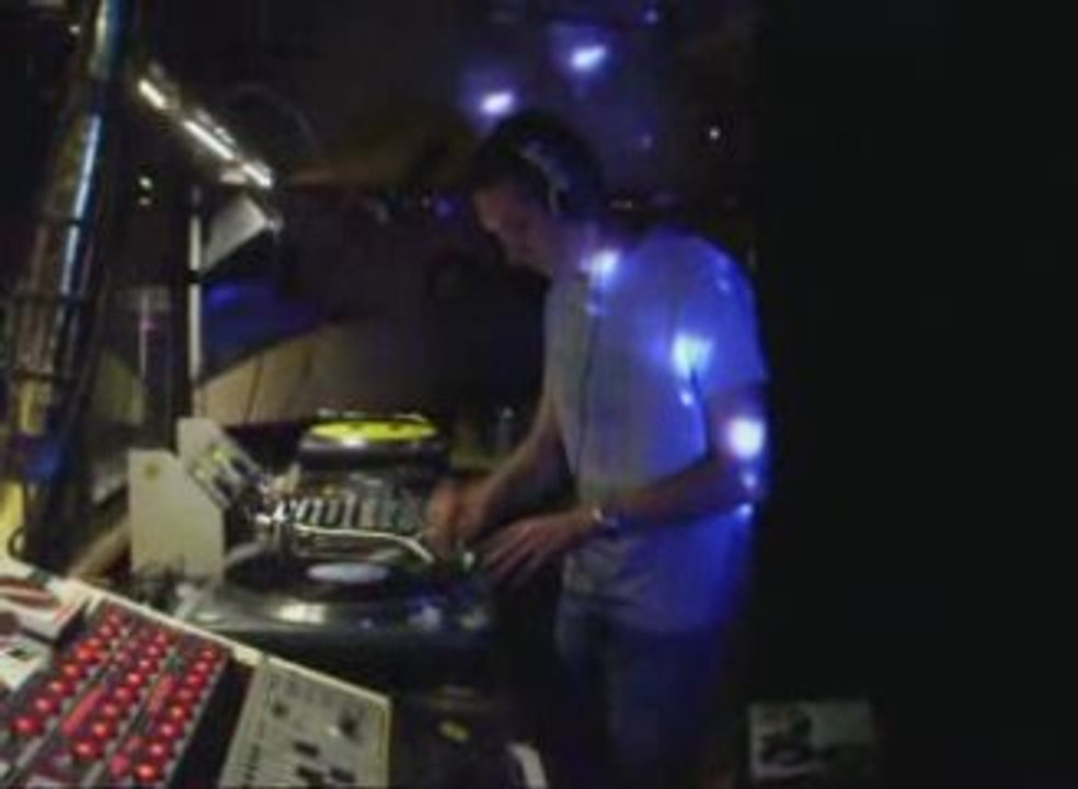 Dj Seb L au Ritz Club (soirée Slicers Records le 17/07/09