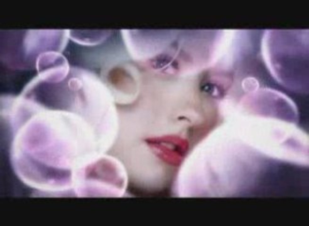 Christina Aguilera Signature Fragrance_ Inspire