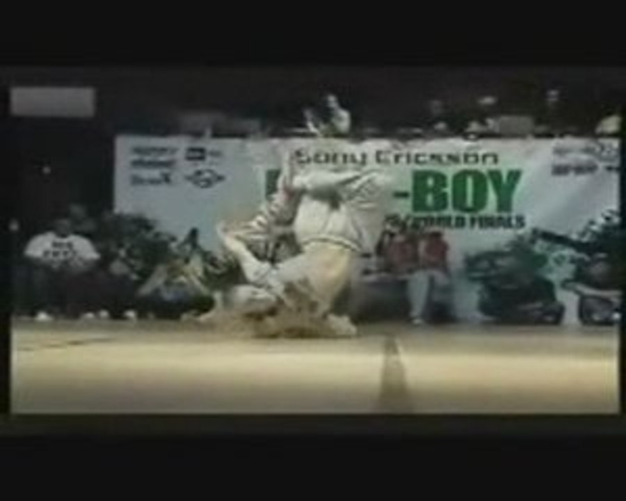 B-Boy Omar (Jive Turkeys/Zulu Kings) VS B-Boy Wolt (Top9)