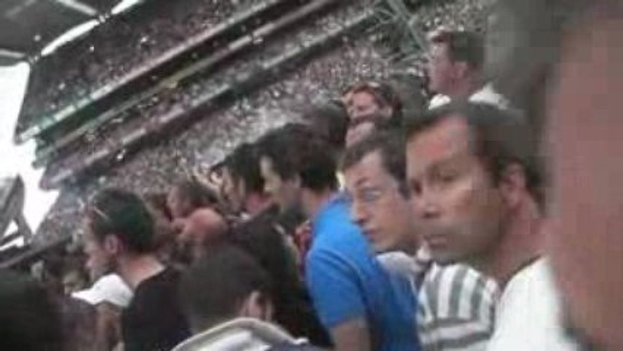 Arrivée Larry, Dub 2