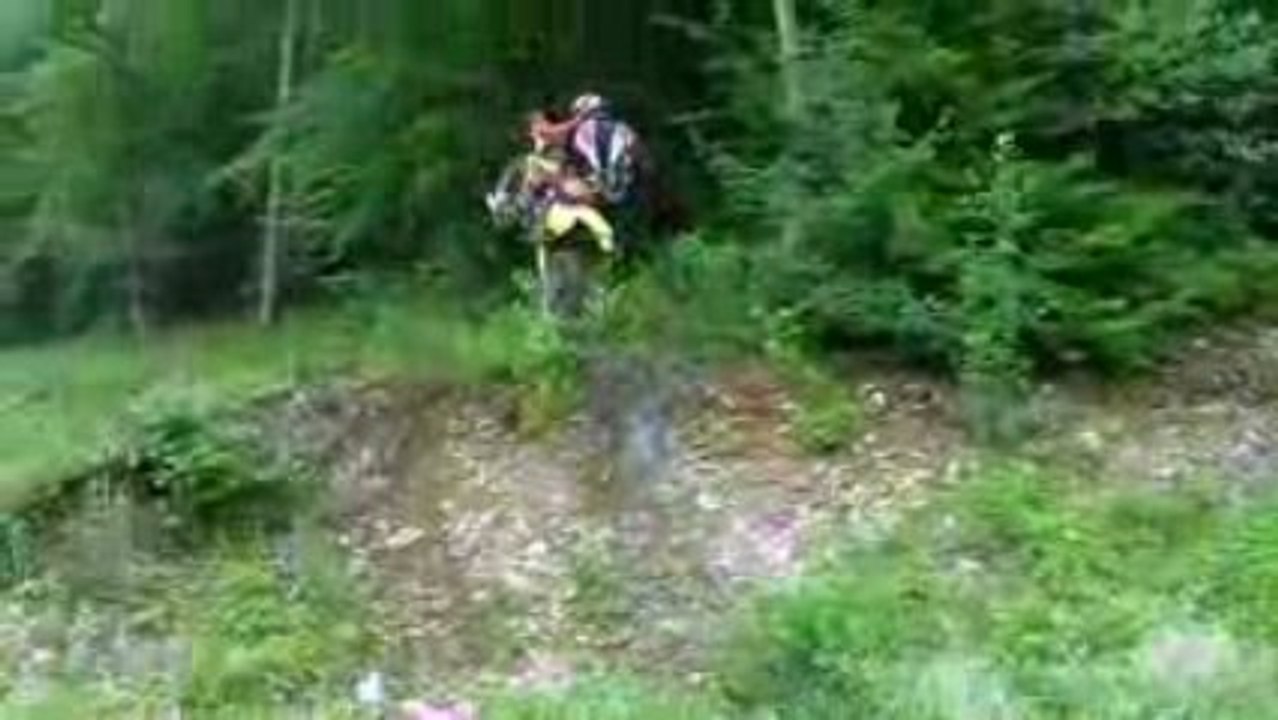 [enduro] cyril en gasgas [wilrep2000]