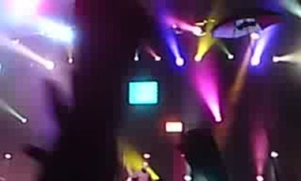 SurleviF29: Vieille charrue 2009 Birdy Nam Nam A voir énorme