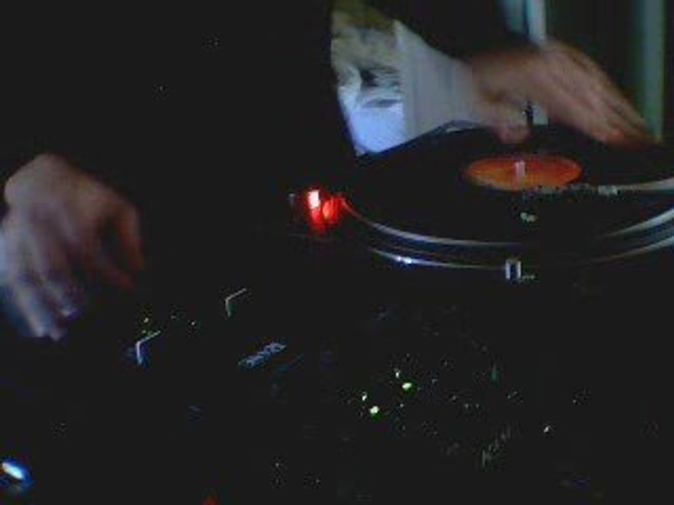 Dj Hib's sur Man Of The Year 2009