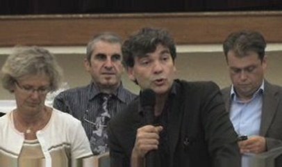 Réunion publique - Arnaud MONTEBOURG