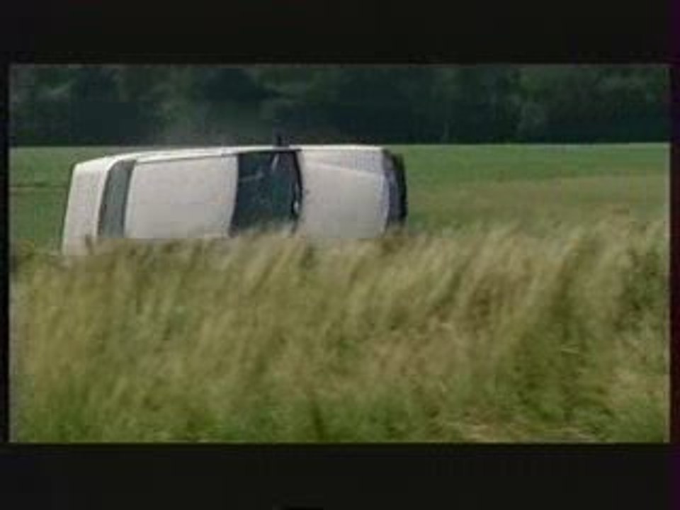 francis auguy cascade petit homme